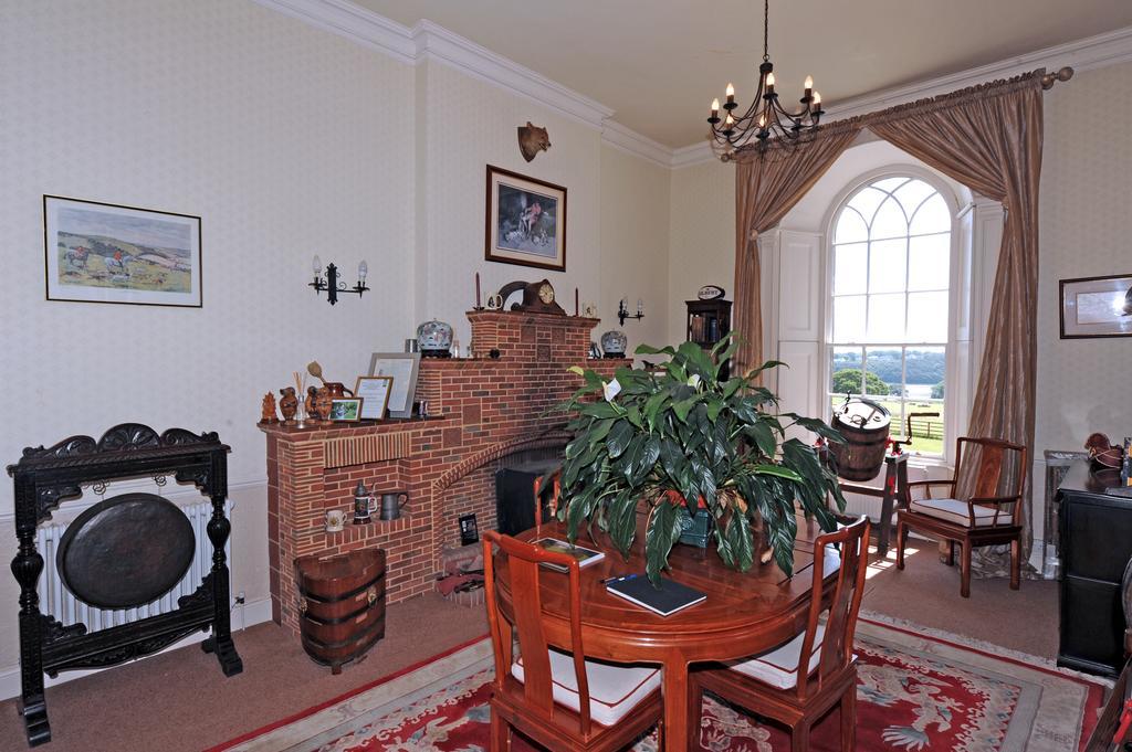 Boulston Manor Guest House Хавърфордуест Екстериор снимка