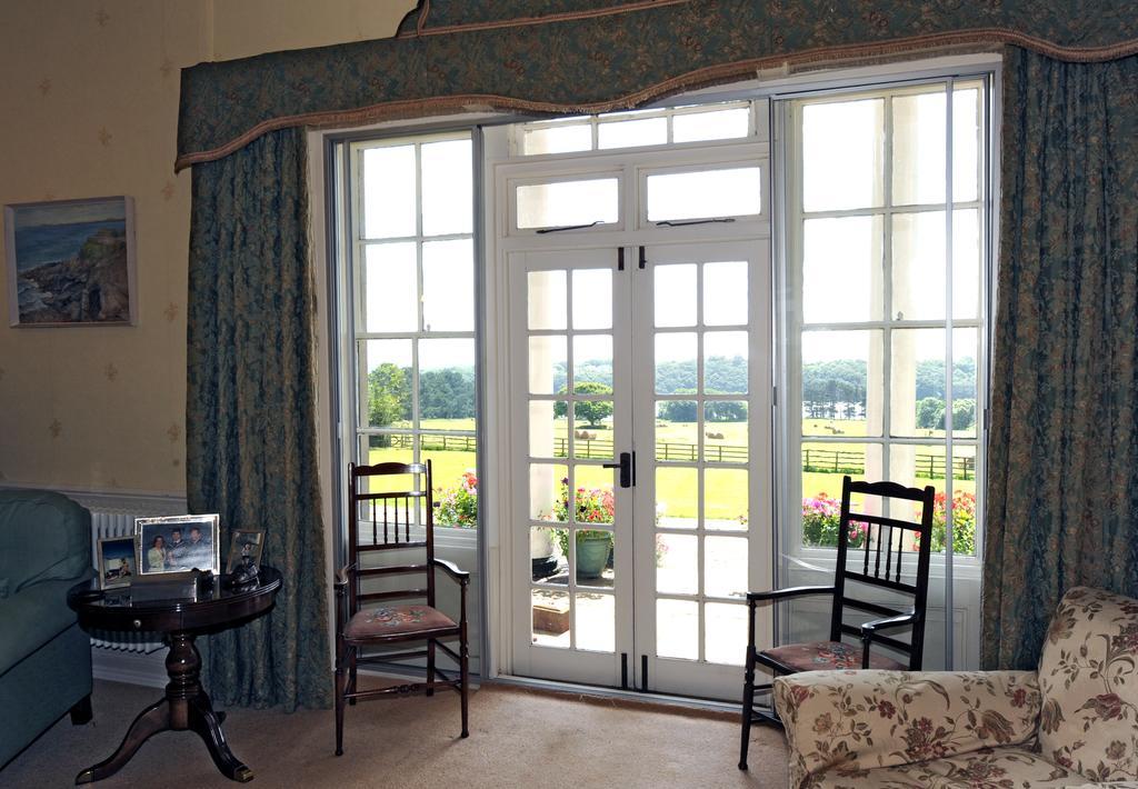 Boulston Manor Guest House Хавърфордуест Екстериор снимка