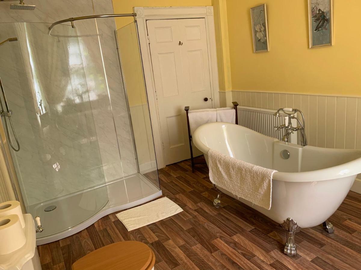 Boulston Manor Guest House Хавърфордуест Екстериор снимка